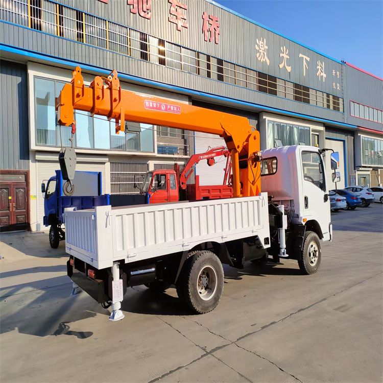 葵青区三轮随车吊定制 农用改装机自备吊中瑞长期出售